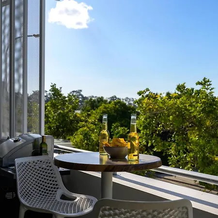 Luxury Stays Varsity-Robina-Bond Gold Coast Exterior photo